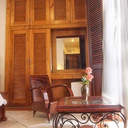 Cam Ly Boutique Apartment & Hotel Хошимин Екстериор снимка