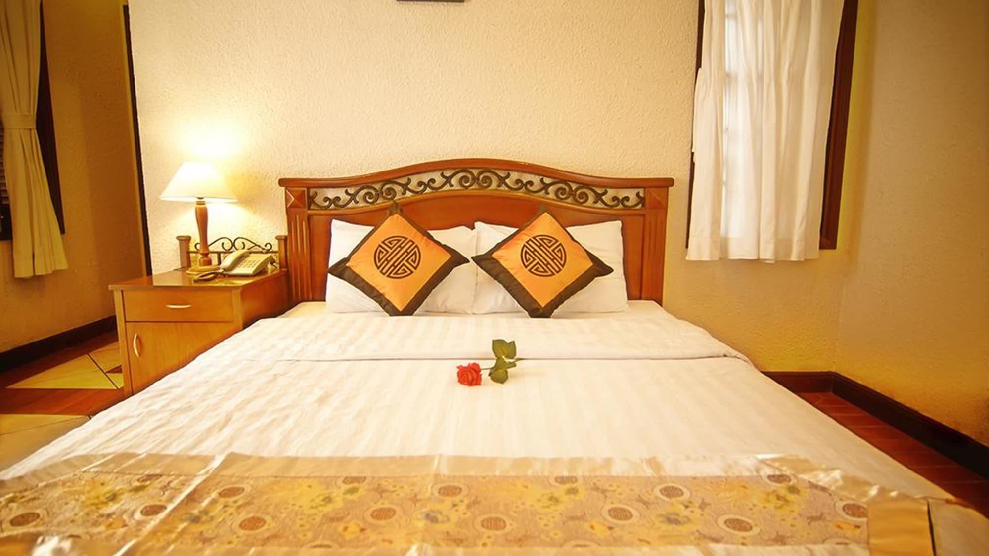 Cam Ly Boutique Apartment & Hotel Хошимин Екстериор снимка