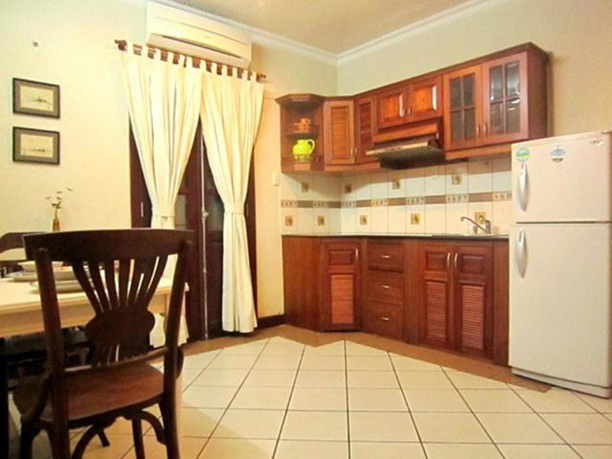 Cam Ly Boutique Apartment & Hotel Хошимин Екстериор снимка