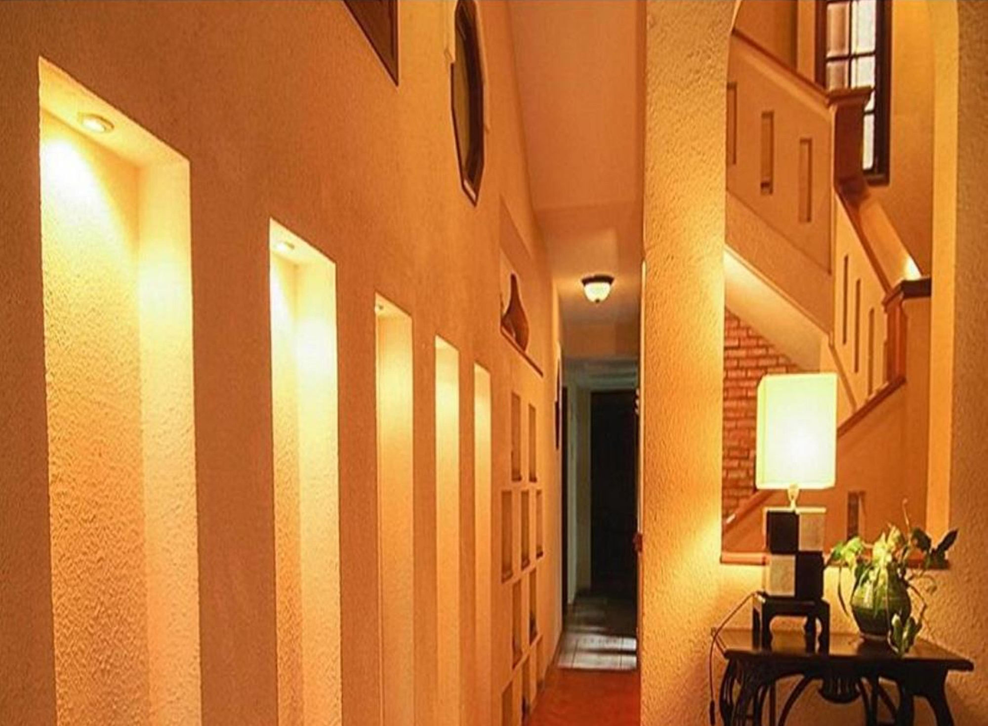 Cam Ly Boutique Apartment & Hotel Хошимин Екстериор снимка