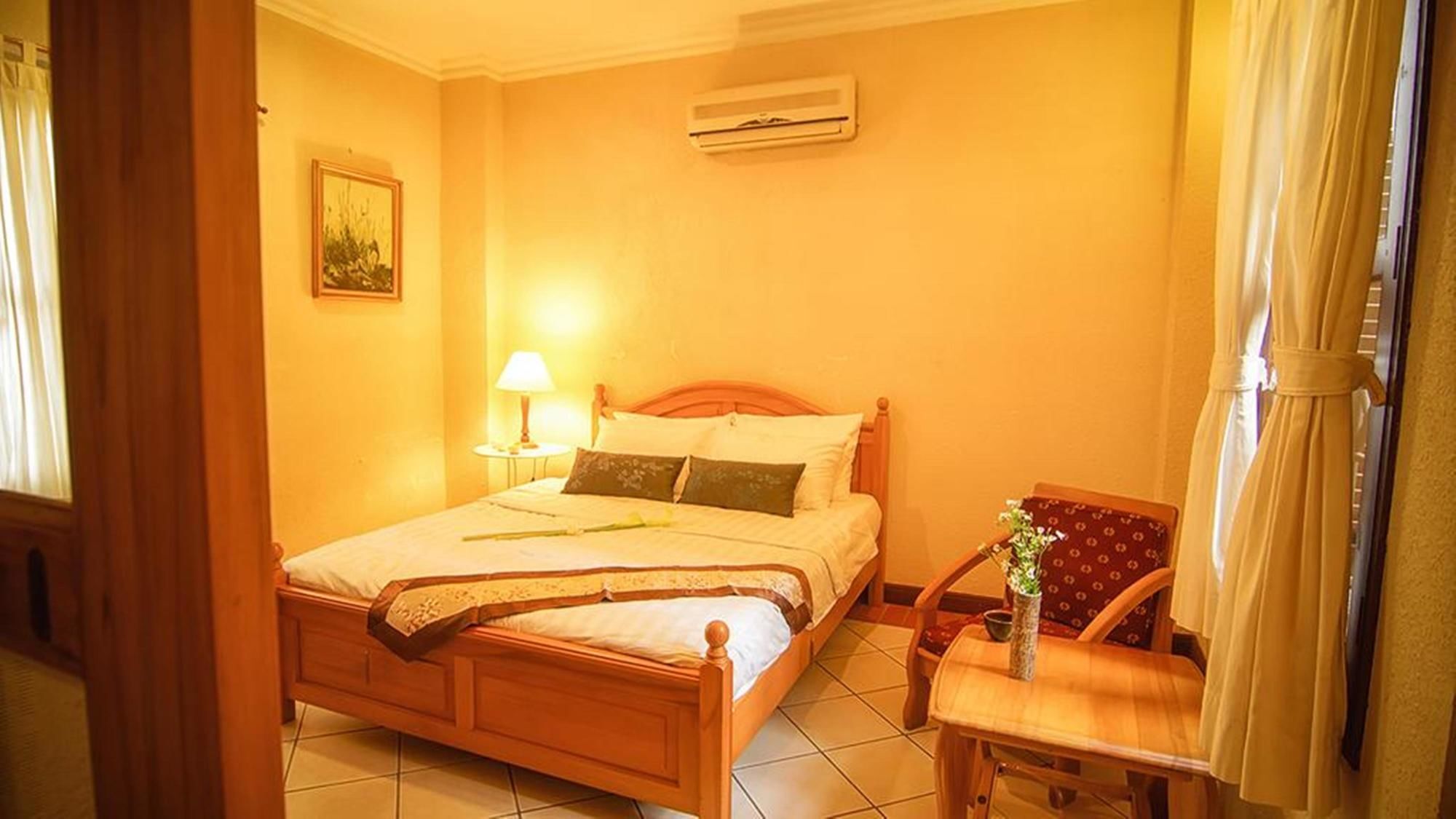 Cam Ly Boutique Apartment & Hotel Хошимин Екстериор снимка